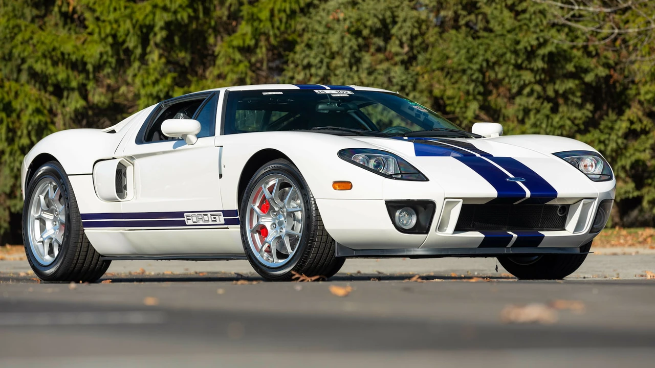 2005 Ford GT 1st Gen - Image 12 of 30