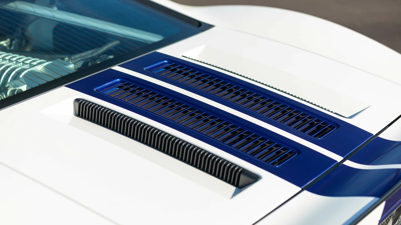 2005 Ford GT 1st Gen - Image 27 of 30