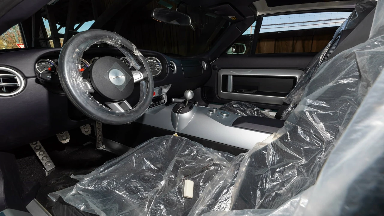 2005 Ford GT 1st Gen - Image 4 of 30