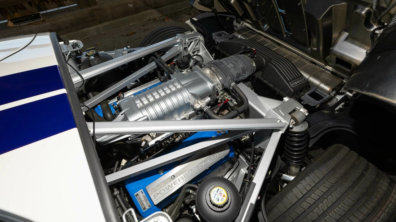 2005 Ford GT 1st Gen - Image 6 of 30