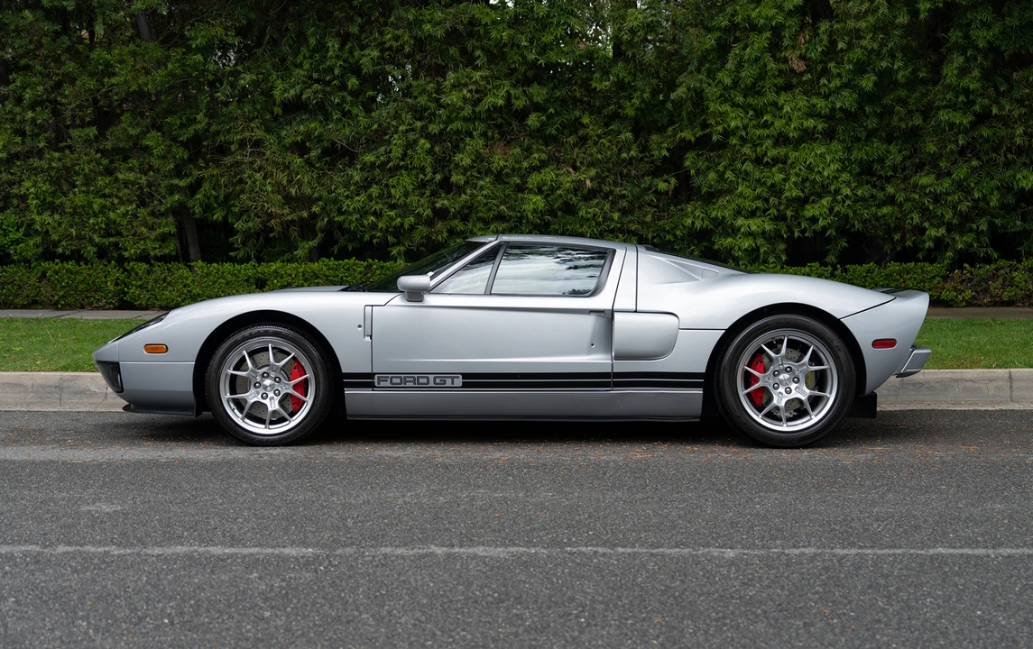 2005 Ford GT 1st Gen - Image 2 of 18