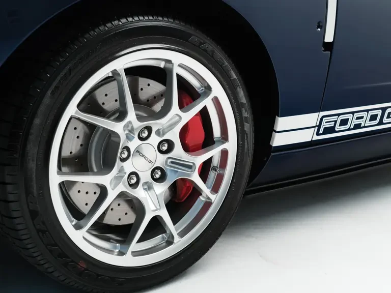 2005 Ford GT 1st Gen - Image 8 of 31