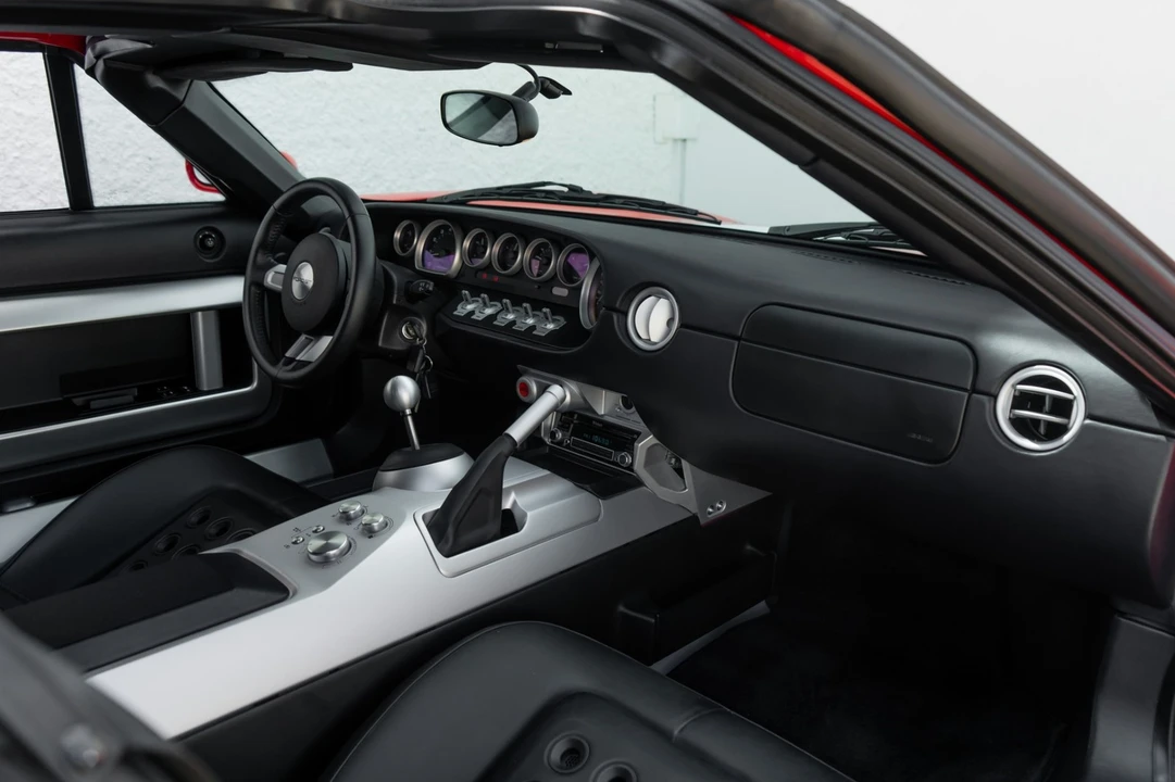 2005 Ford GT 1st Gen - Image 18 of 31