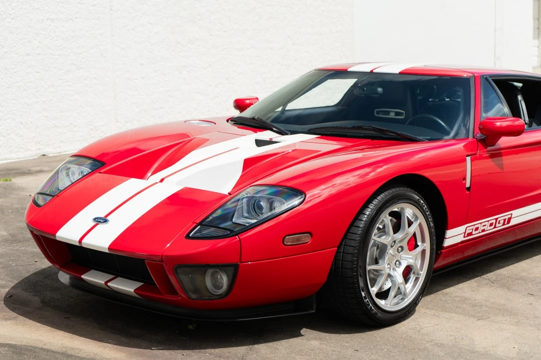 2005 Ford GT 1st Gen - Image 16 of 31