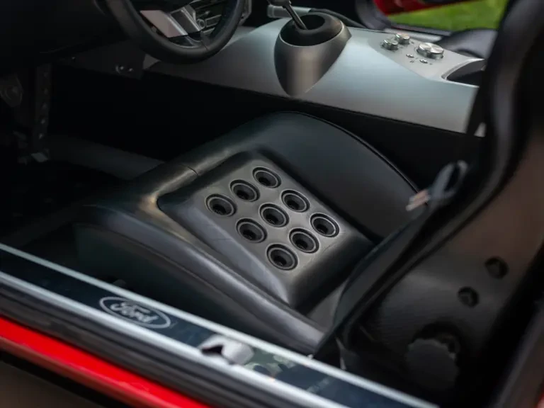2005 Ford GT 1st Gen - Image 24 of 31
