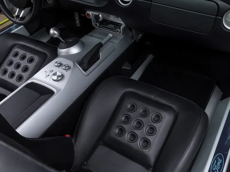 2005 Ford GT 1st Gen - Image 19 of 31