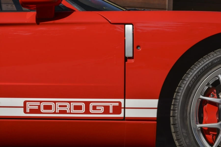 2005 Ford GT 1st Gen - Image 11 of 12