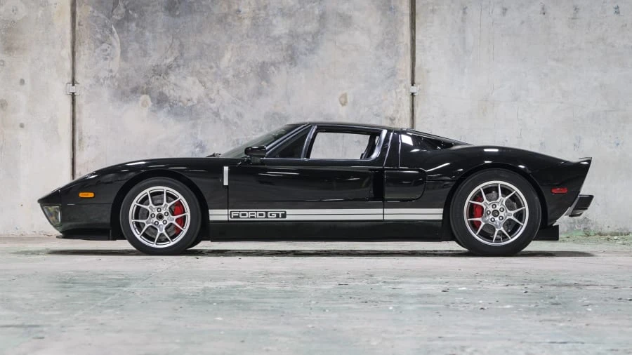 2005 Ford GT 1st Gen - Image 2 of 12