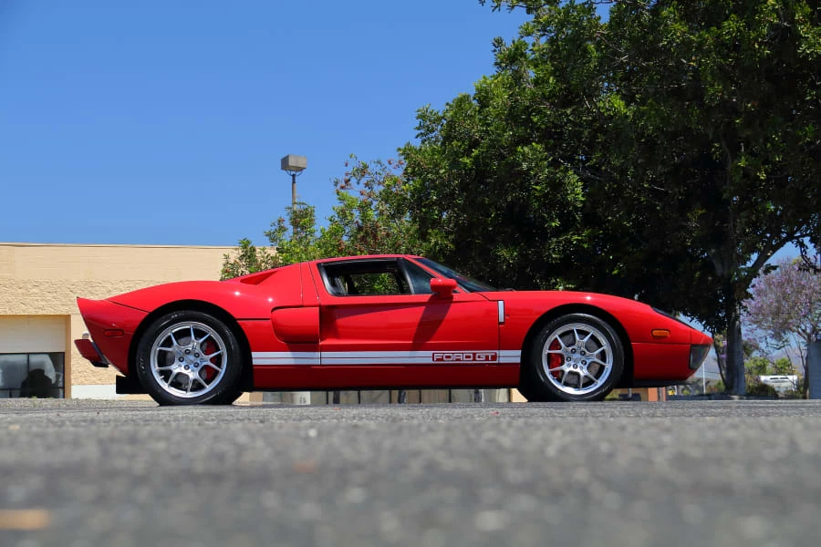 2005 Ford GT 1st Gen - Image 2 of 25