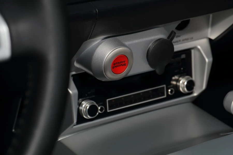 2005 Ford GT 1st Gen - Image 15 of 25
