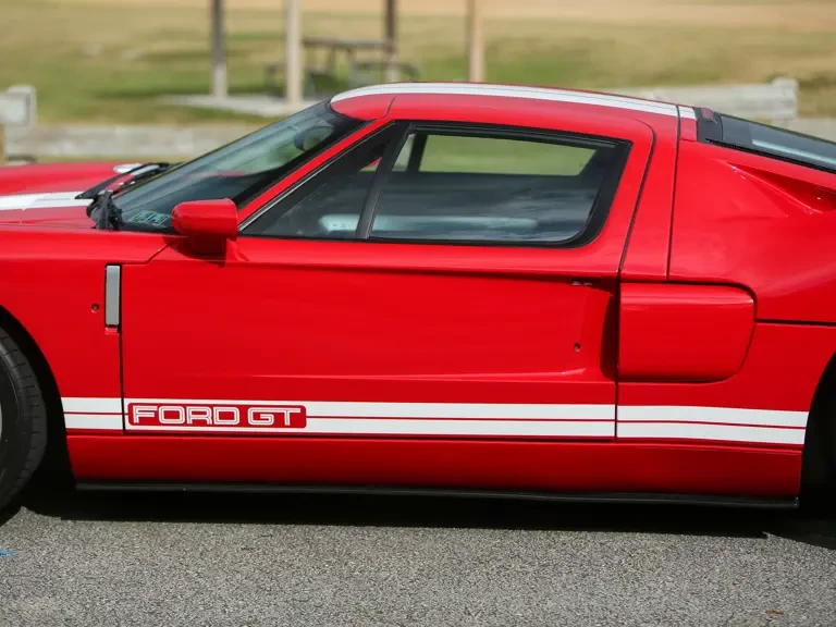 2005 Ford GT 1st Gen - Image 28 of 31