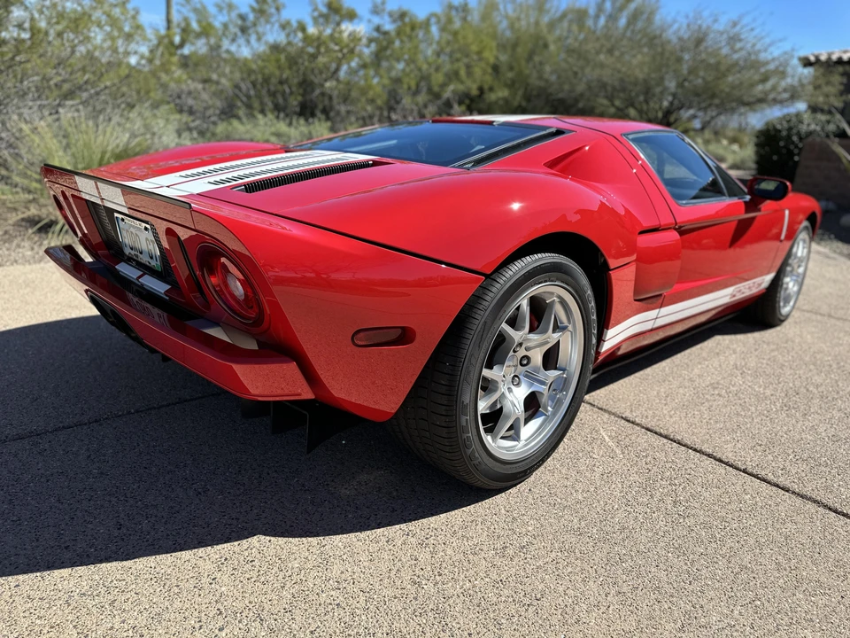 2005 Ford GT 1st Gen - Image 21 of 31