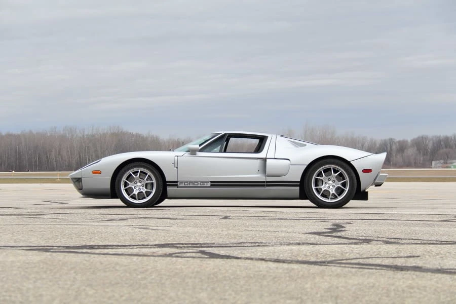 2005 Ford GT 1st Gen - Image 2 of 31