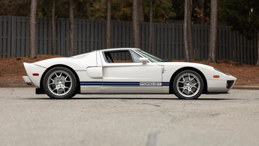 2005 Ford GT 1st Gen - Image 8 of 31