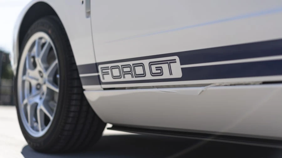 2005 Ford GT 1st Gen - Image 12 of 21
