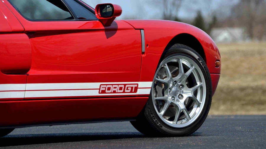 2005 Ford GT 1st Gen - Image 11 of 12