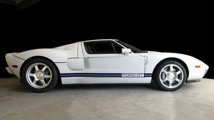 2005 Ford GT 1st Gen - Image 2 of 29