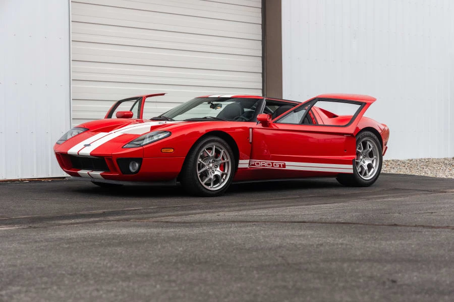 2005 Ford GT 1st Gen - Image 15 of 31