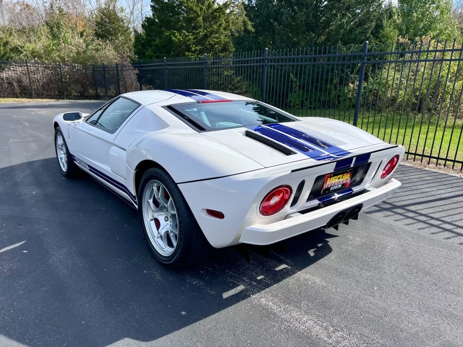 2005 Ford GT 1st Gen - Image 19 of 31