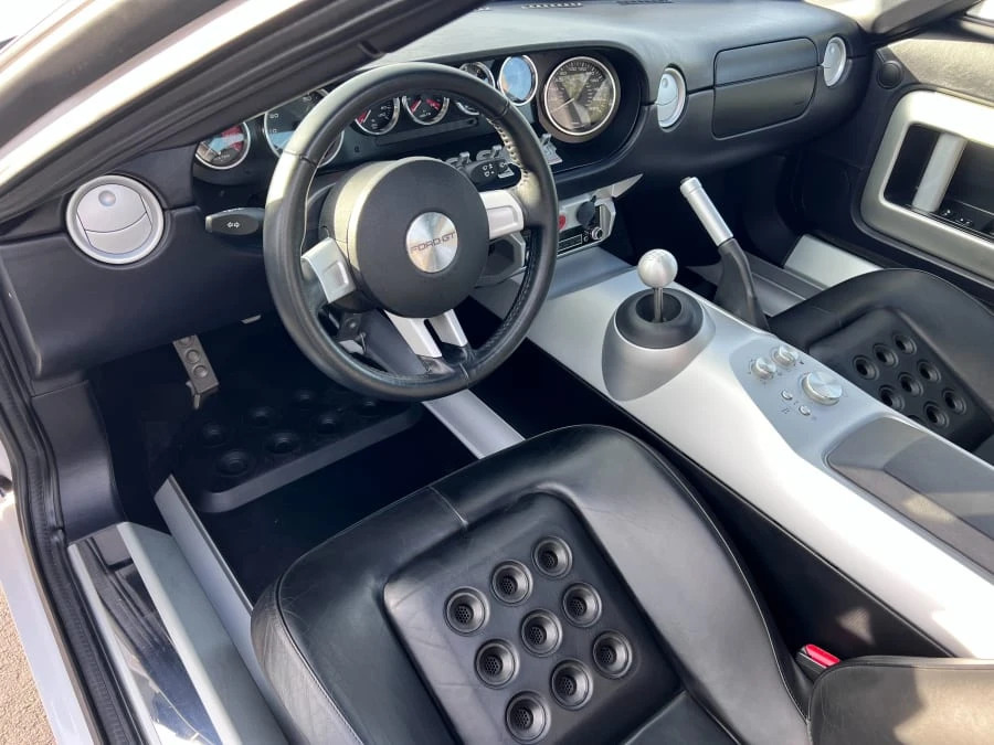 2005 Ford GT 1st Gen - Image 27 of 31