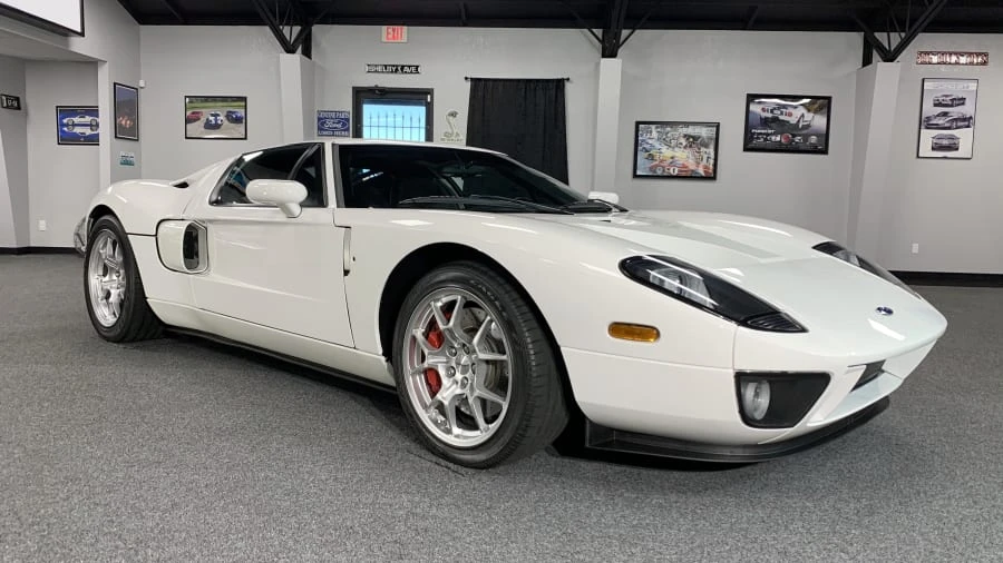 2005 Ford GT 1st Gen - Image 17 of 18