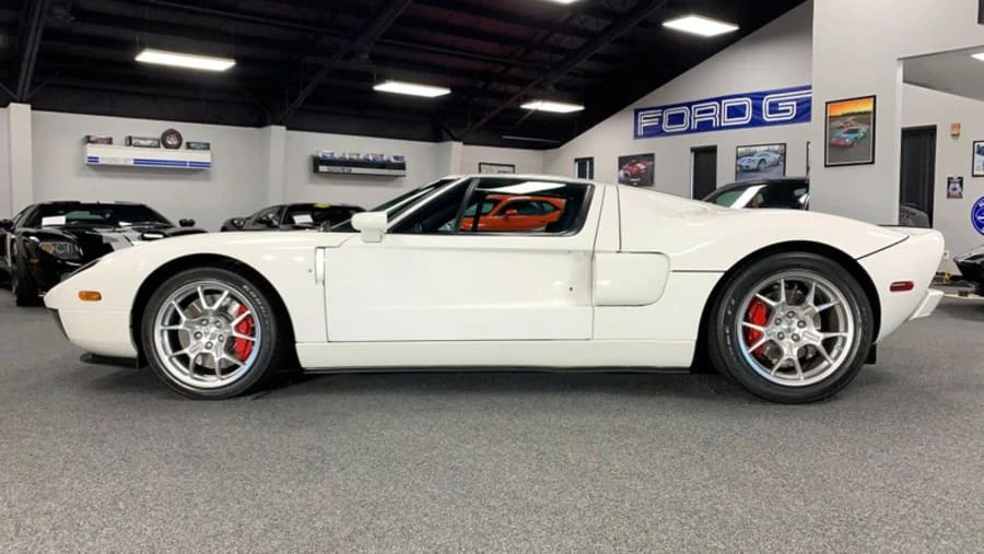 2005 Ford GT 1st Gen - Image 2 of 18