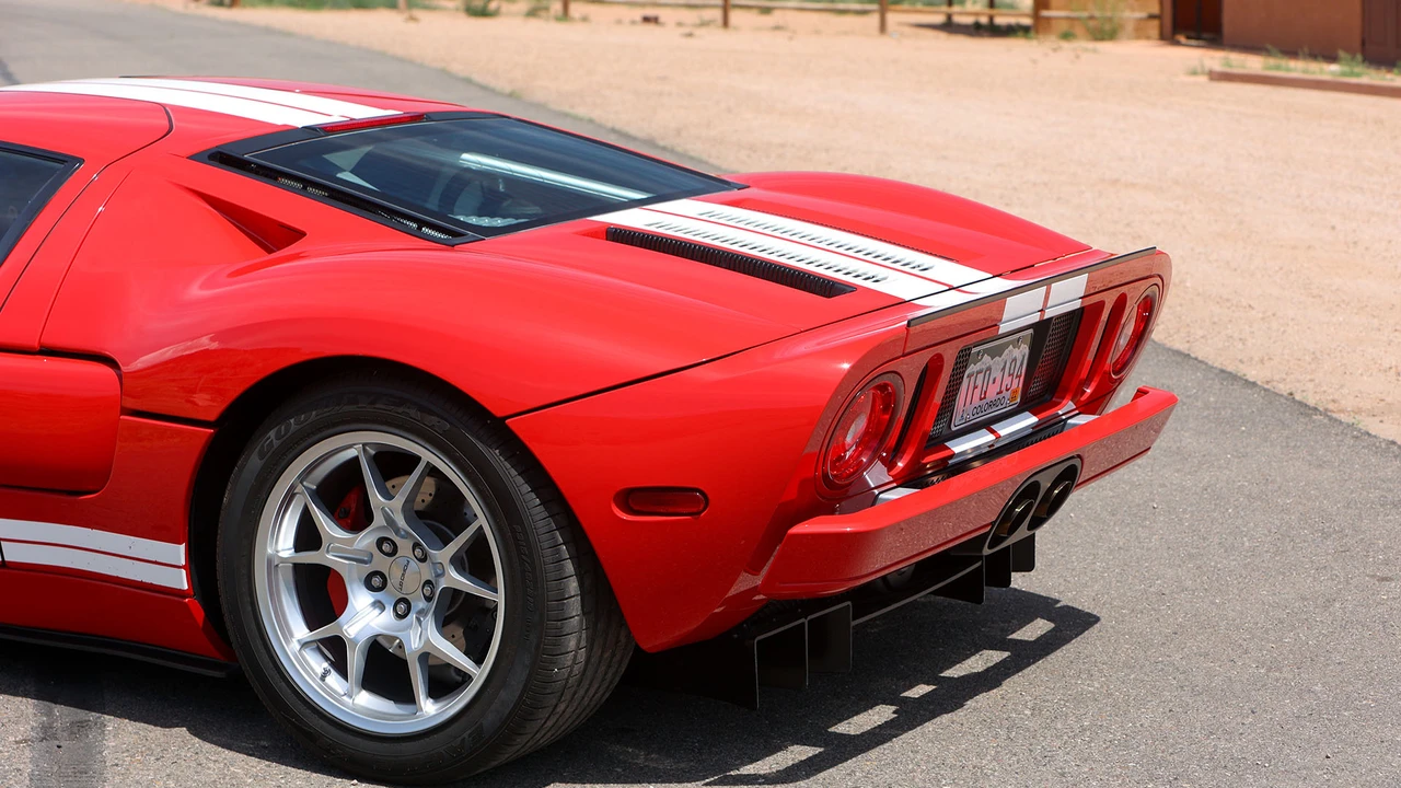 2005 Ford GT 1st Gen - Image 15 of 31
