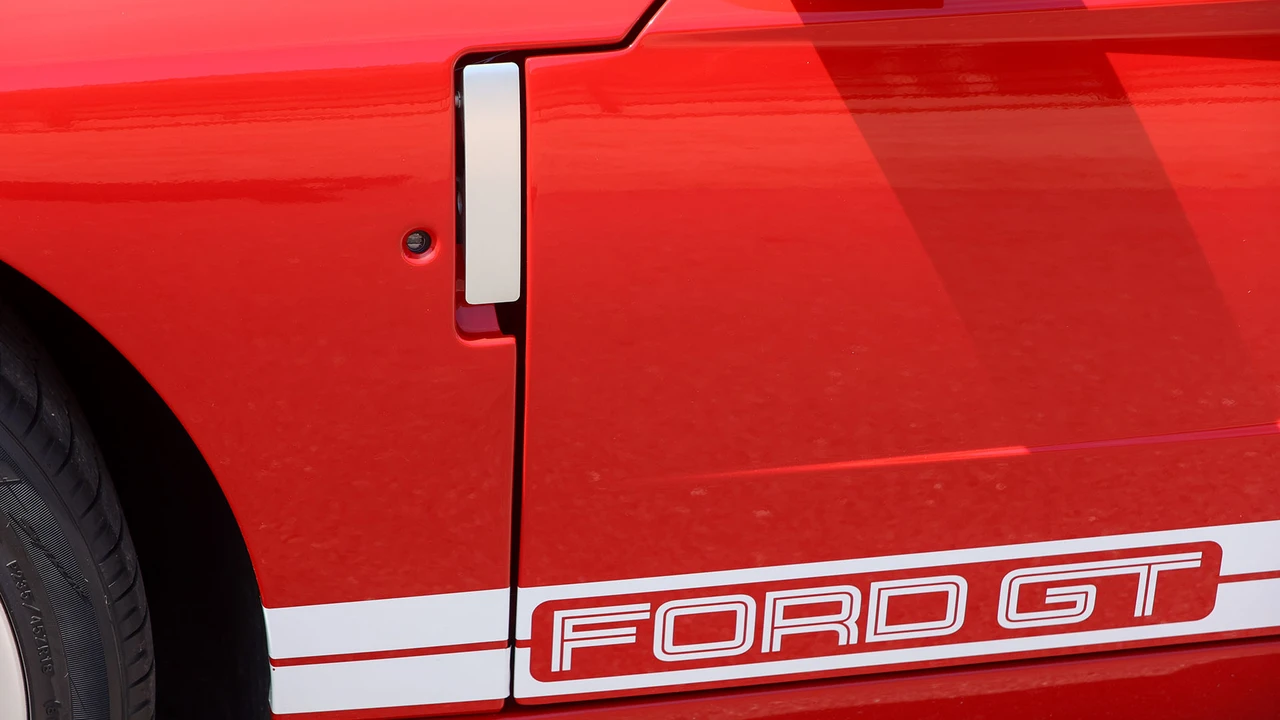 2005 Ford GT 1st Gen - Image 29 of 31
