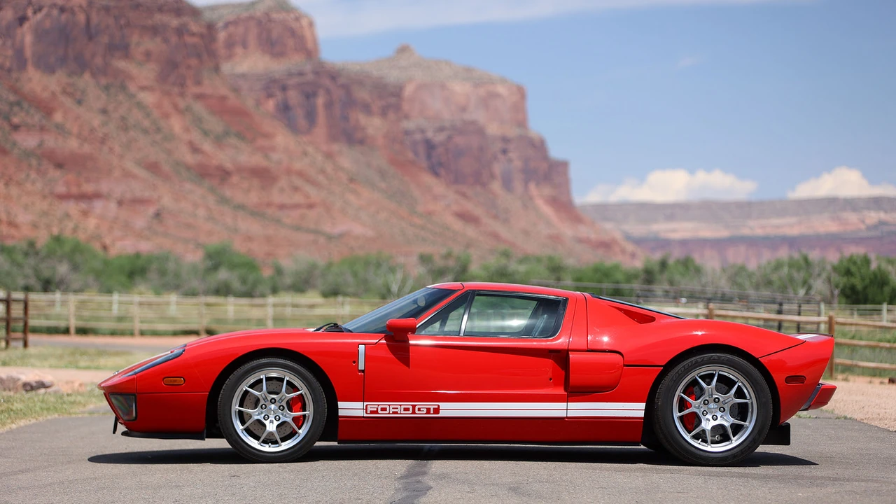 2005 Ford GT 1st Gen - Image 3 of 31