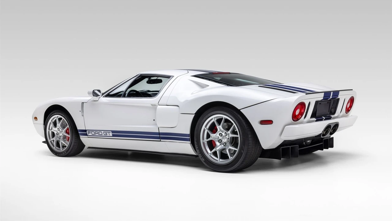 2005 Ford GT 1st Gen - Image 4 of 31