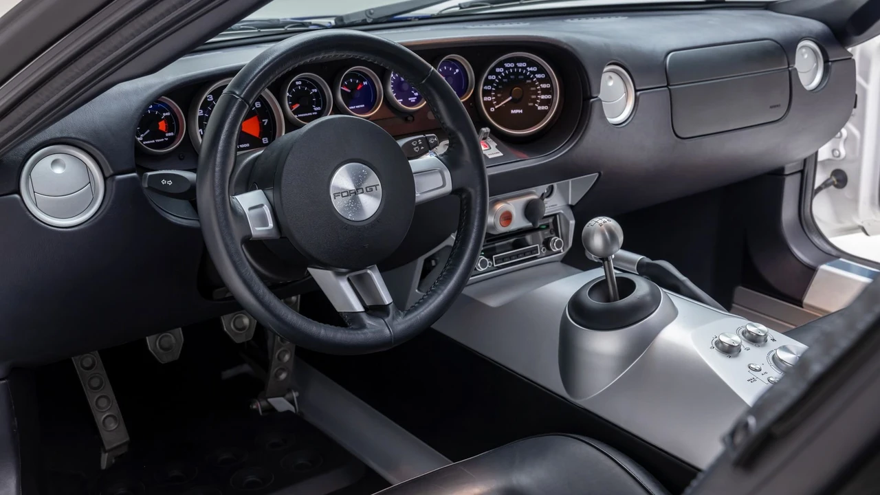 2005 Ford GT 1st Gen - Image 11 of 31