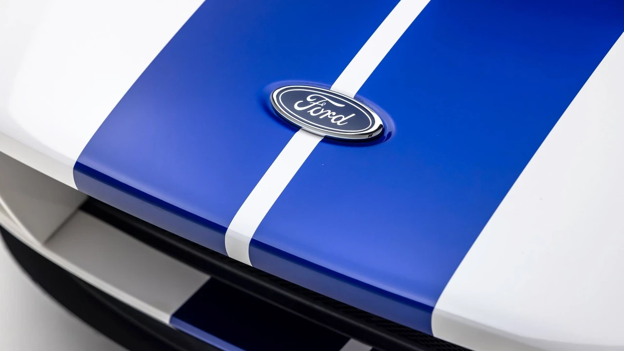 2005 Ford GT 1st Gen - Image 6 of 31