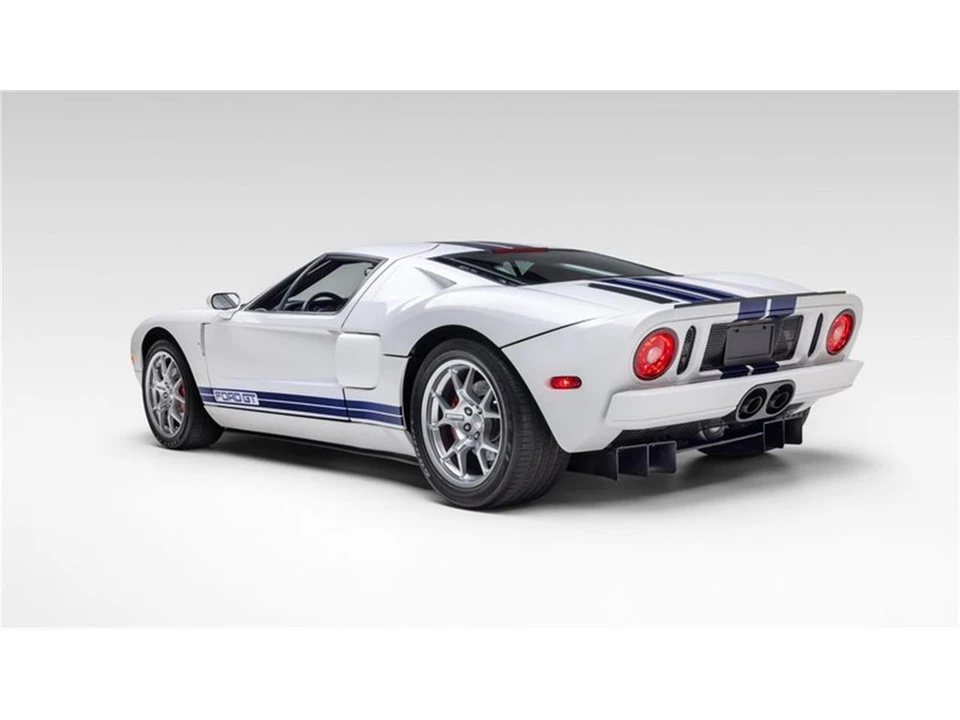 2005 Ford GT 1st Gen - Image 16 of 31