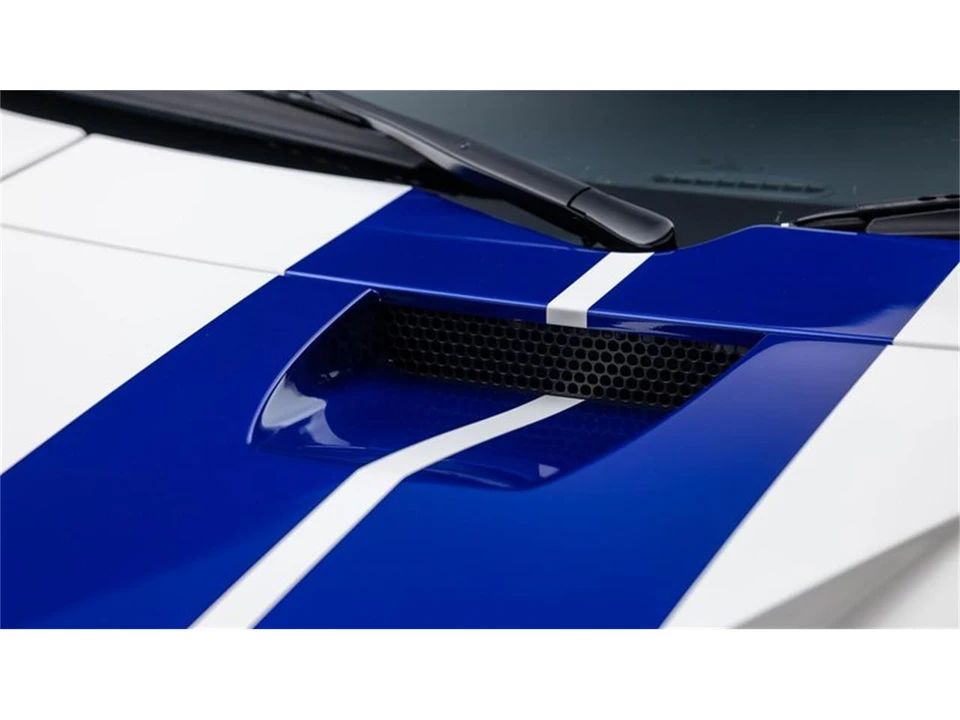 2005 Ford GT 1st Gen - Image 28 of 31
