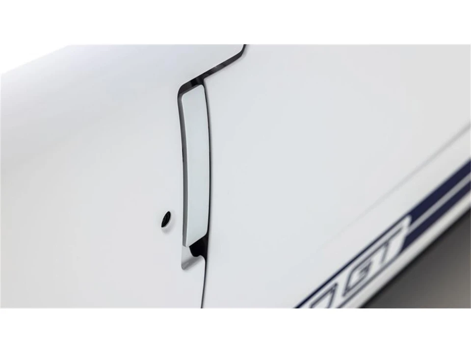 2005 Ford GT 1st Gen - Image 30 of 31