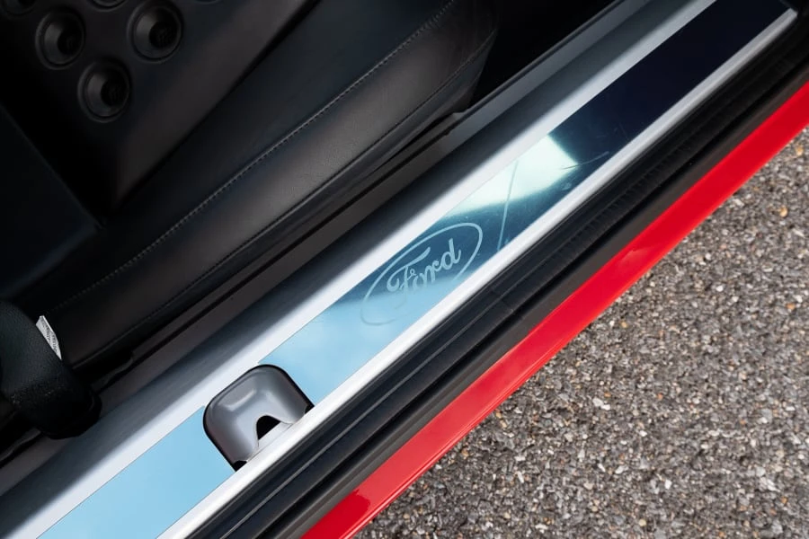 2005 Ford GT 1st Gen - Image 26 of 31