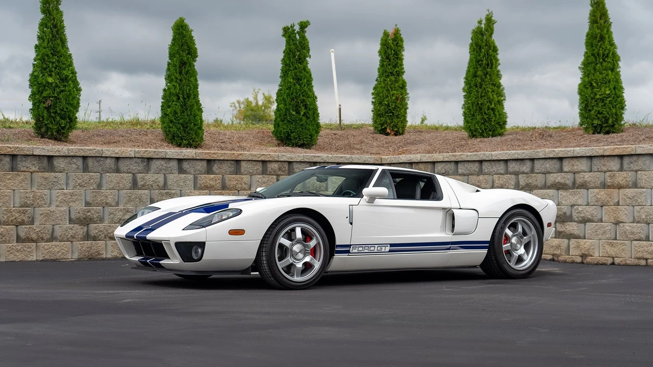 2005 Ford GT 1st Gen - Image 10 of 31