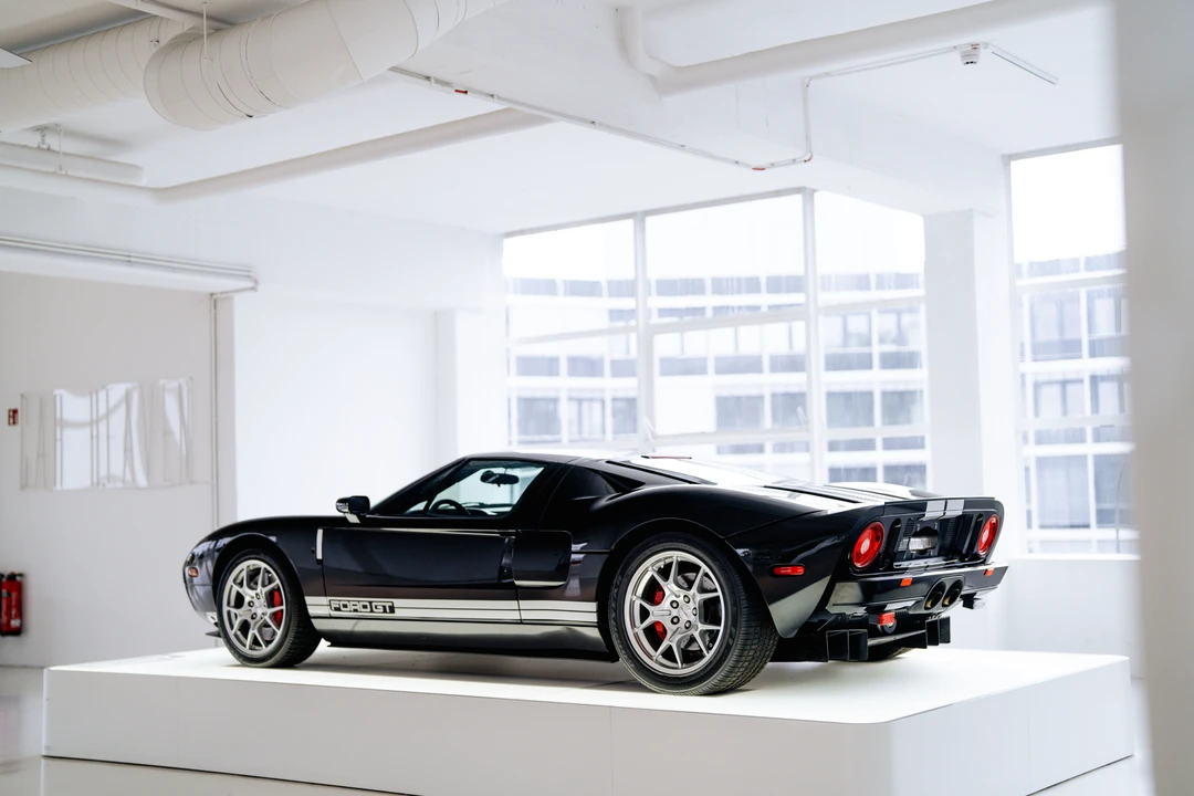 2005 Ford GT 1st Gen - Image 21 of 31