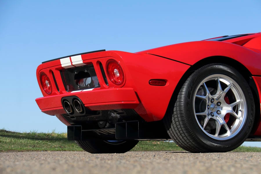 2005 Ford GT 1st Gen - Image 23 of 31