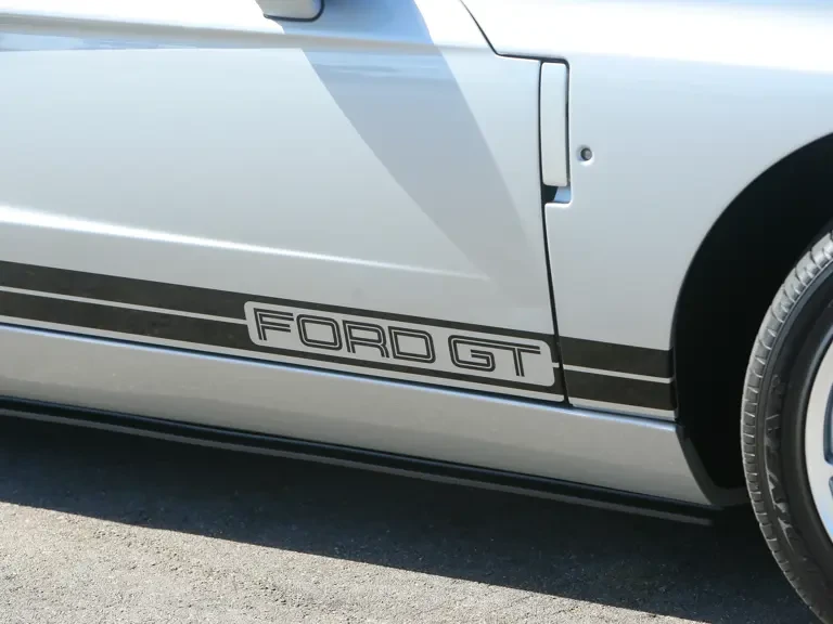 2005 Ford GT 1st Gen - Image 8 of 31