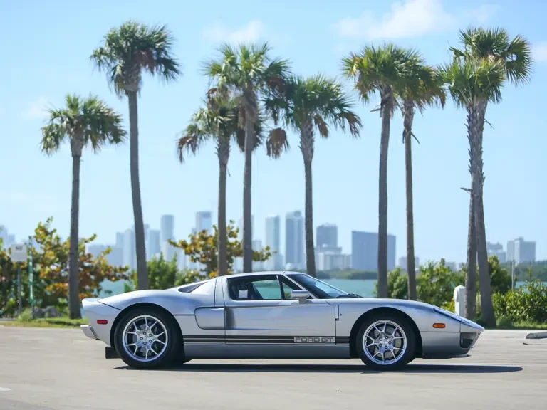2005 Ford GT 1st Gen - Image 11 of 31