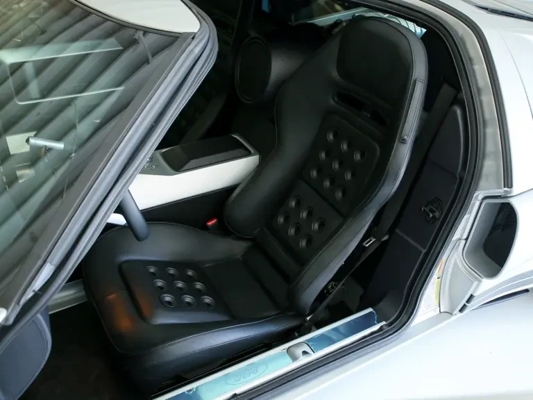 2005 Ford GT 1st Gen - Image 17 of 31