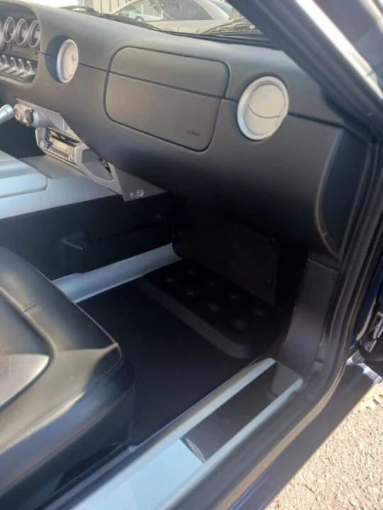 2005 Ford GT 1st Gen - Image 12 of 17