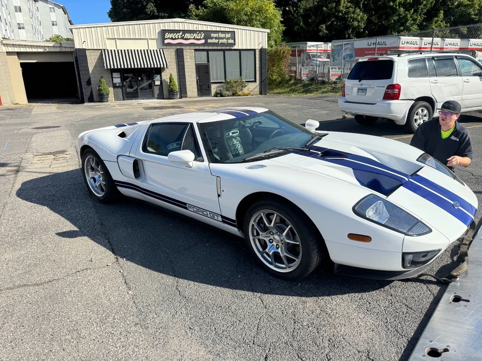 2005 Ford GT 1st Gen - Image 2 of 6