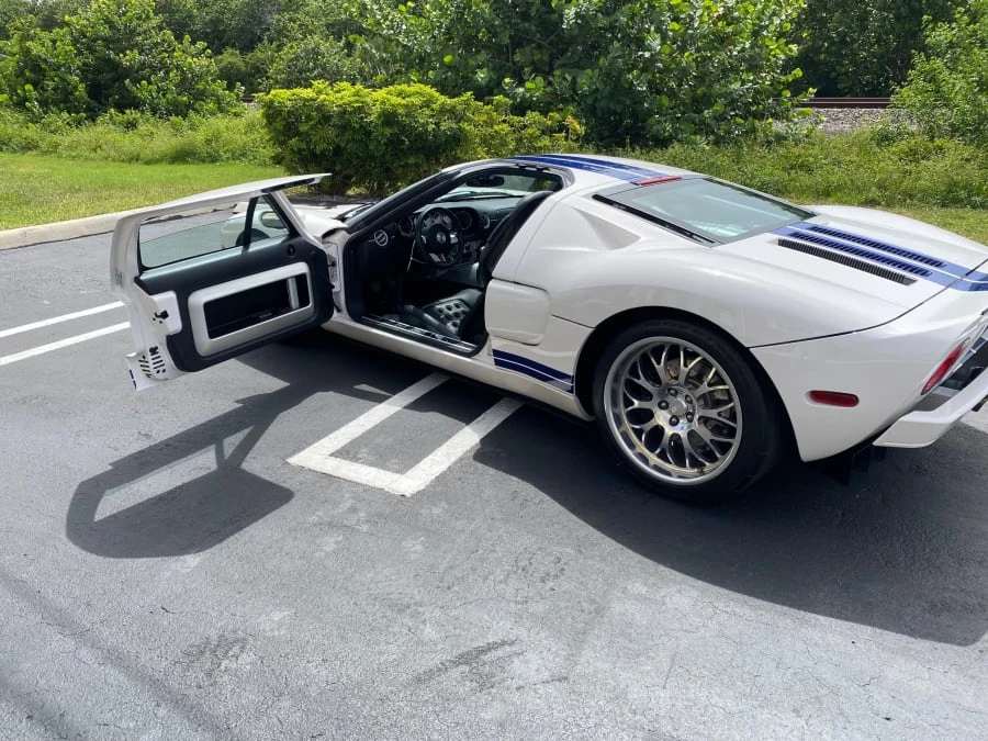 2005 Ford GT 1st Gen - Image 6 of 11