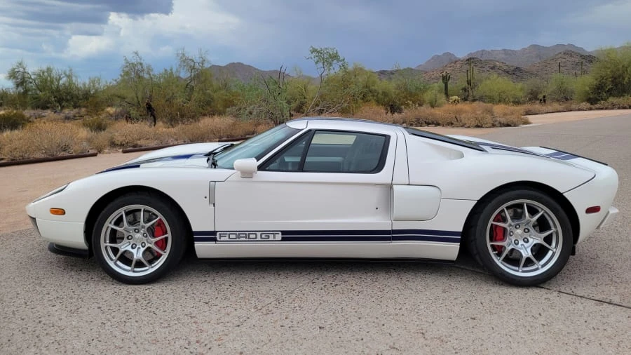 2005 Ford GT 1st Gen - Image 12 of 31