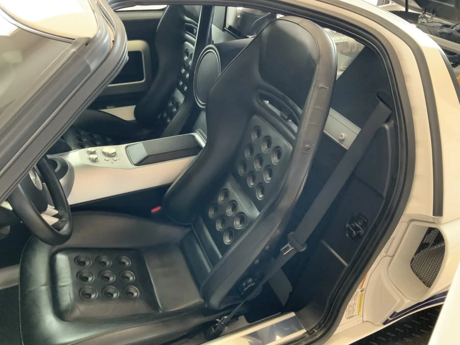 2005 Ford GT 1st Gen - Image 17 of 31