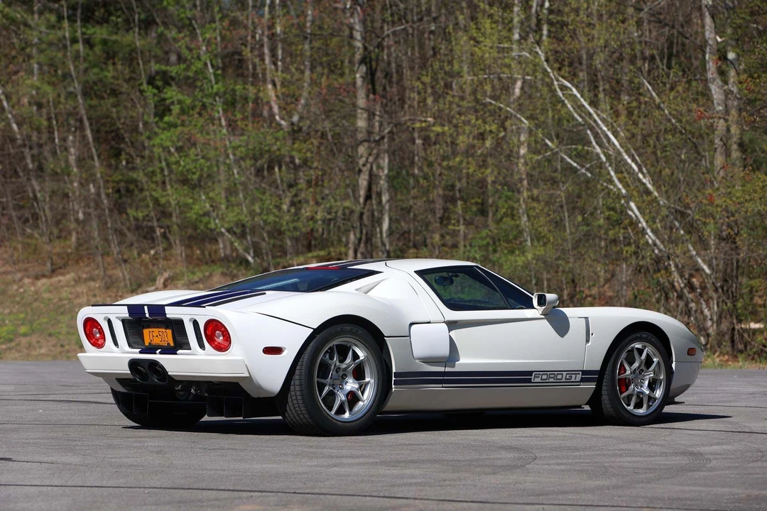 2005 Ford GT 1st Gen - Image 17 of 31