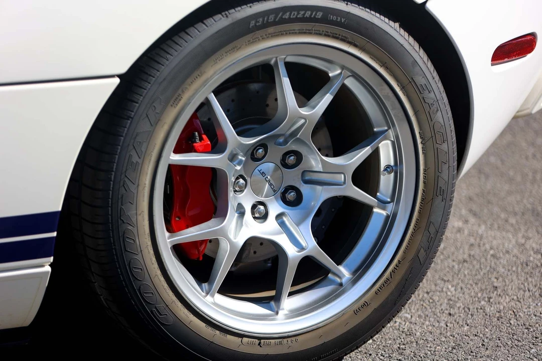 2005 Ford GT 1st Gen - Image 28 of 31