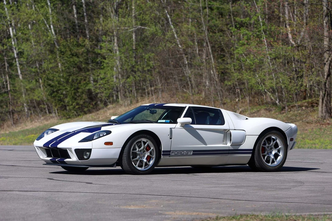 2005 Ford GT 1st Gen - Image 2 of 31
